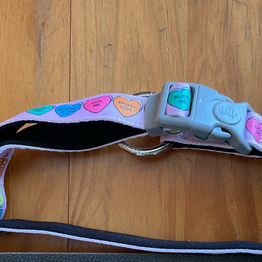 NWT Fuzz-yard Candy Hearts Pet Collar Small